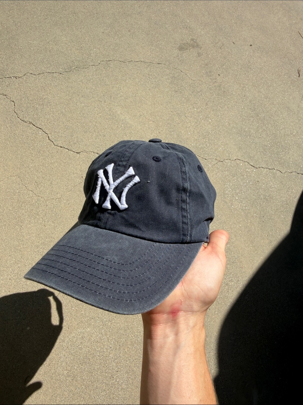 Vintage New York Yankees Navy Distressed Baseball Cap - Picture 4 of 6